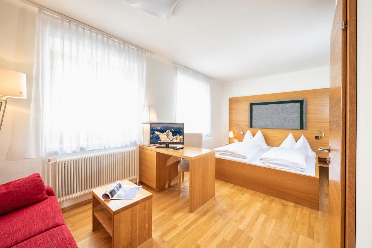 Mayer - Wirtshaus Und Dorfhotel Sankt Martin am Grimming Екстер'єр фото